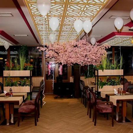 Hotel комплекс кремен *