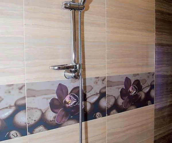 Otel комплекс кремен *