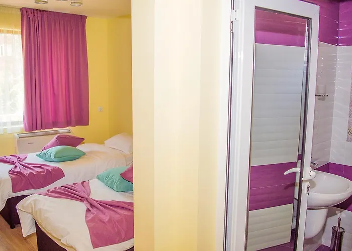 комплекс кремен Otel Yukarı Cuma